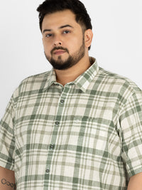 WHATZ Plus Size Plaid Checkered Half Sleeve Shirt for Men