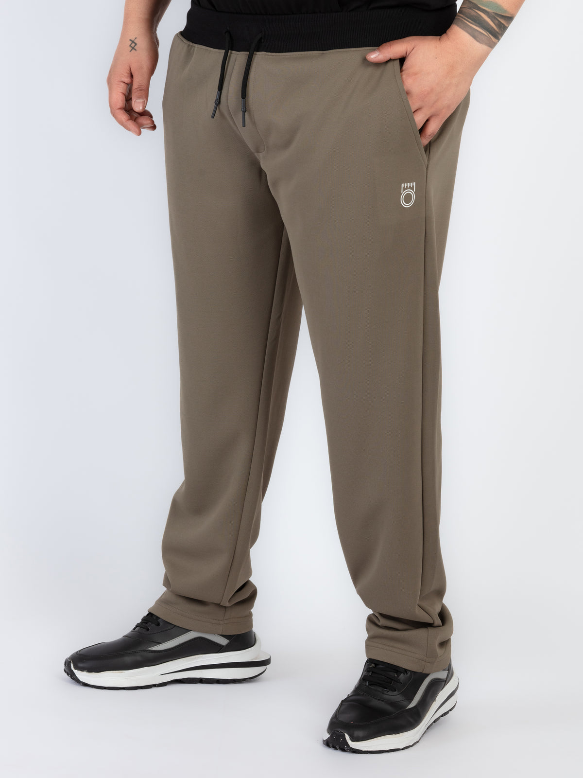 DK.OLIVE