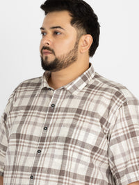 WHATZ Plus Size Plaid Checkered Half Sleeve Shirt for Men
