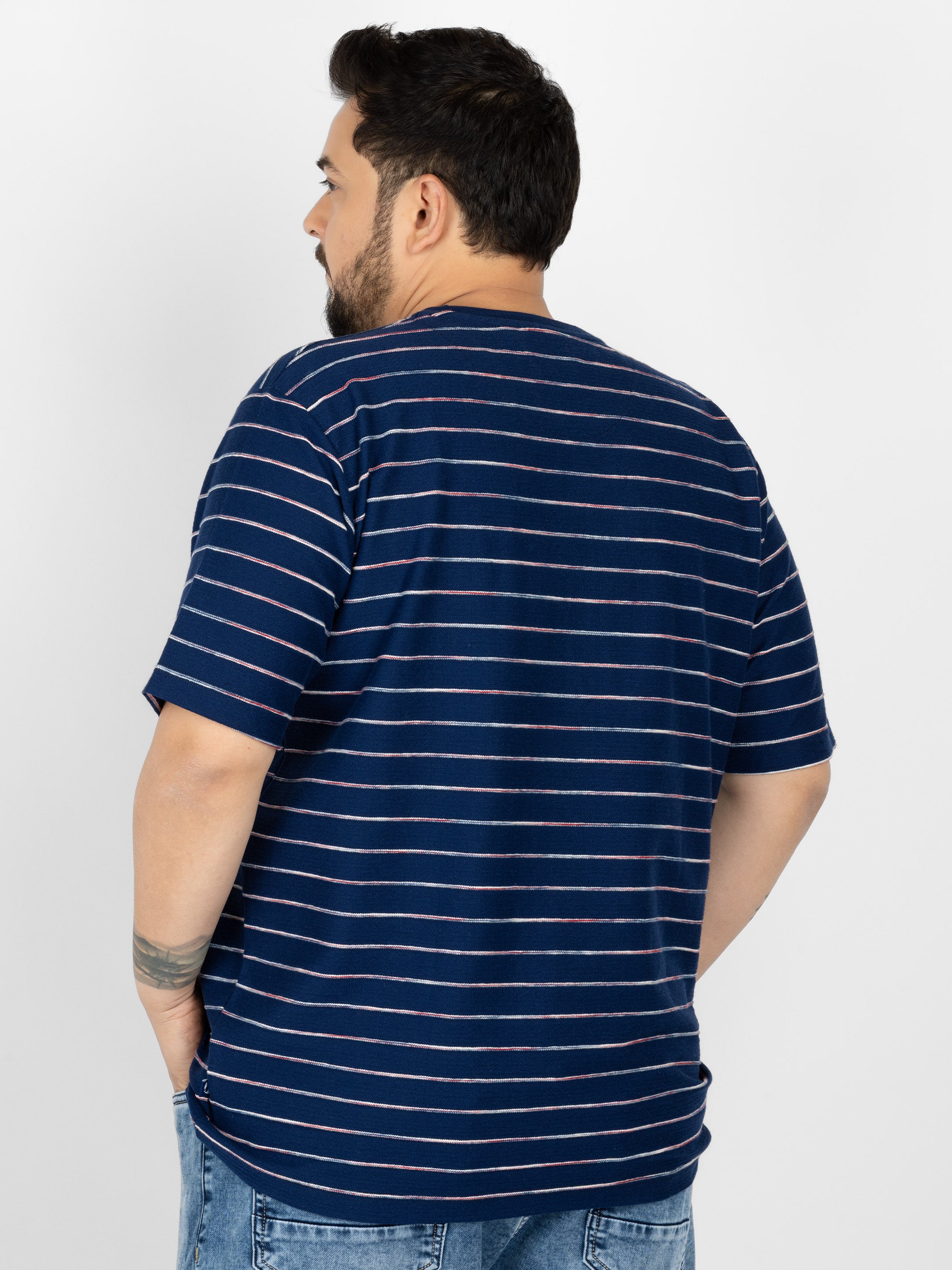 WHATZ Linear Texture Crew Round Neck T-Shirt for Men