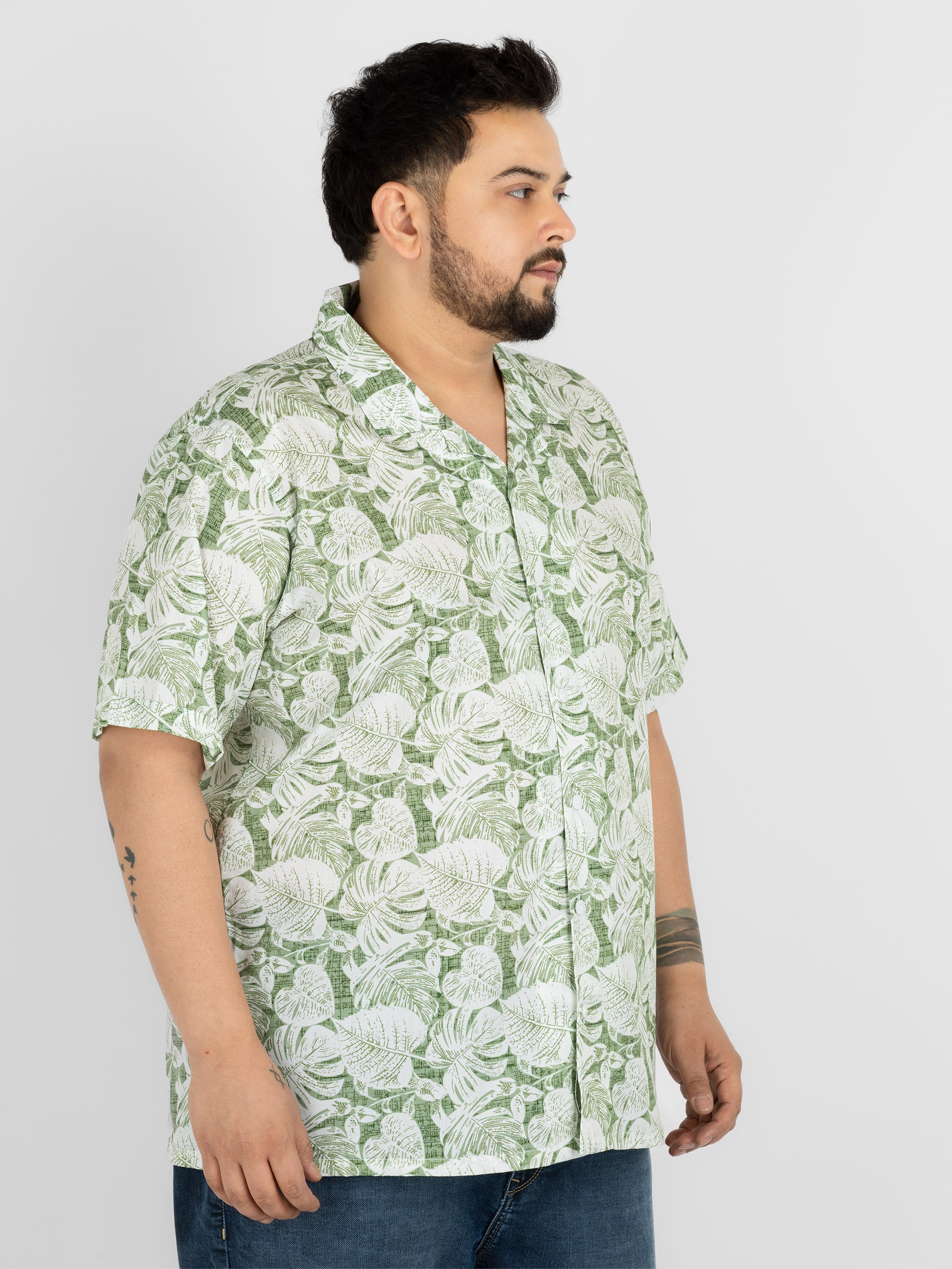 GREEN