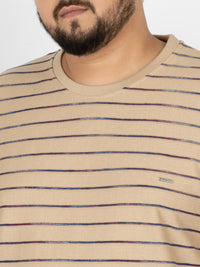 WHATZ Linear Texture Crew Round Neck T-Shirt for Men